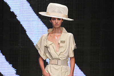 ダナ キャラン(DONNA KARAN) コレクション - ファッションプレス ダナ キャラン(DONNA KARAN) コレクション - ファッションプレス