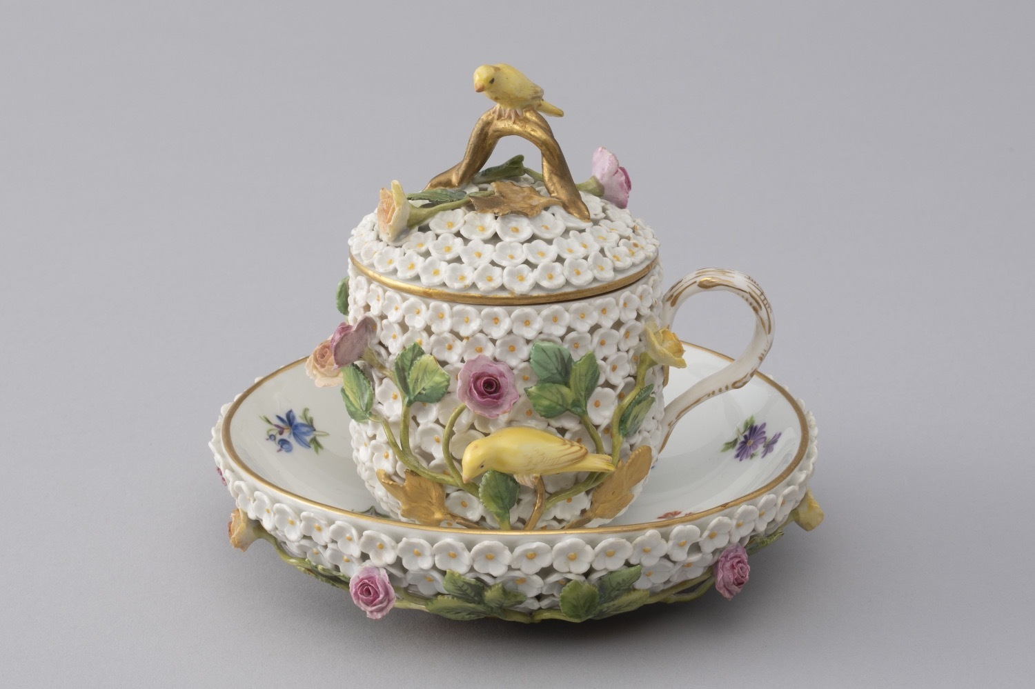 美術館｜マイセンやロイヤル コペンハーゲンなど“西洋陶磁器の名品”一挙公開する展覧会、茨城県陶芸美術館で