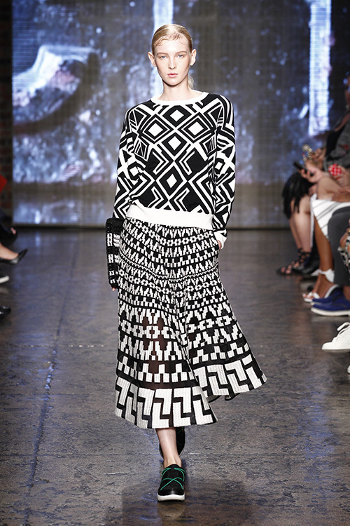 ディー ケイ エヌ ワイ 2015年春夏<span>コレクション</span> - 写真23