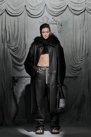 アレキサンダー ワン(alexanderwang) 2025年リゾートウィメンズコレクション  - 写真3