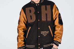 ア ベイシング エイプ×バウンティーハンター、"モノトーン"シャークフーディやバーシティジャケット