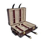 グローブ・トロッター 銀座店限定スーツケース＆ミニバッグ、深みのあるオックスブラッド×ネイビーで｜写真8