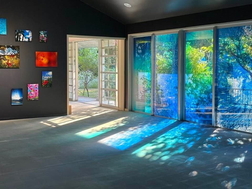 蜷川実花の展覧会が沖縄・南城美術館で - “初の水中撮影”など、沖縄での撮り下ろし作品を公開｜写真1