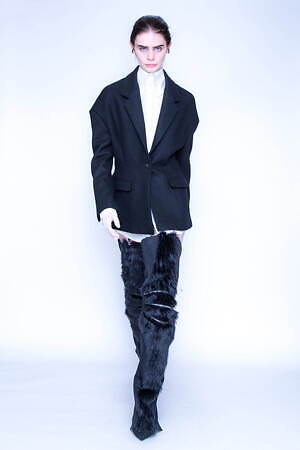 ガーウィン(GURTWEIN) 2024-25年秋冬ウィメンズコレクション  - 写真3