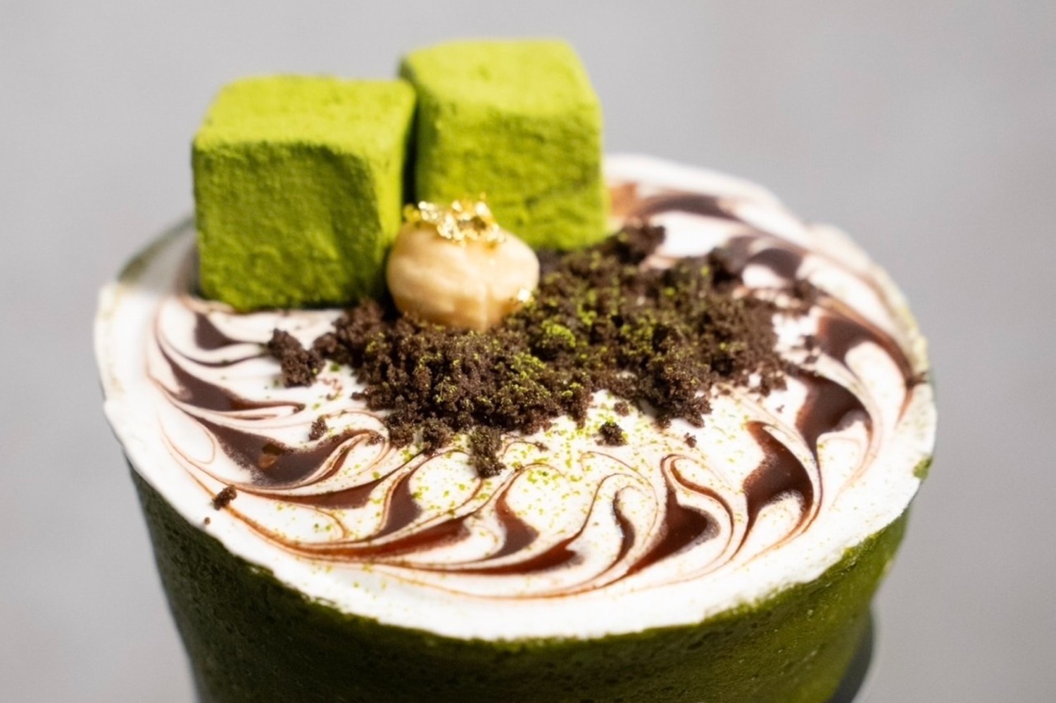 原宿｜和クレープ専門店・たばねのし“抹茶尽くし”の新作、香り高い抹茶チョコ＆生地で