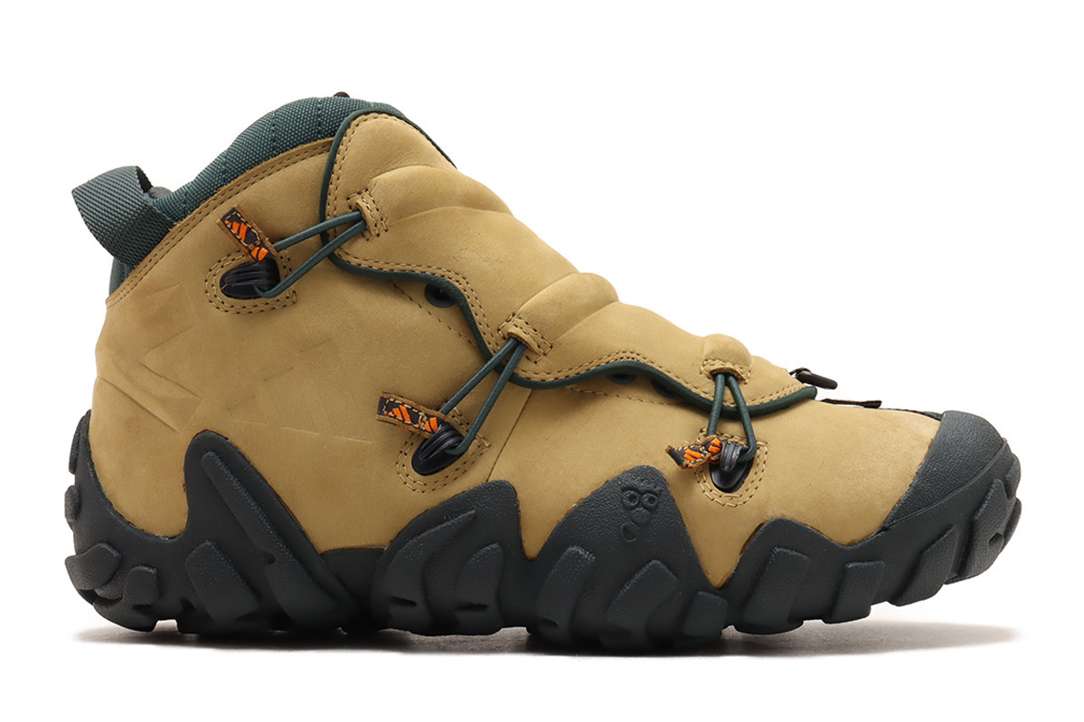 モスグリーン｜アディダス オリジナルスのアトモス限定スニーカー「ラッドランダー」“登山靴”着想のオリーブ色