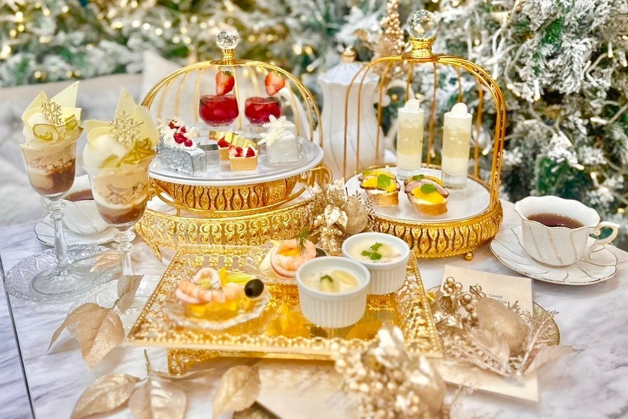 フリーフロー｜“もみの木に囲まれた冬景色”の中で楽しむアフタヌーンティーが表参道で、夜はイルミネーションタイムも