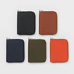 エンダースキーマの25年冬春、“ハイヒール”フォルムのチェーンバッグ＆型押しレザーのミニ財布など｜写真50