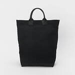 エンダースキーマの25年冬春、“ハイヒール”フォルムのチェーンバッグ＆型押しレザーのミニ財布など｜写真56