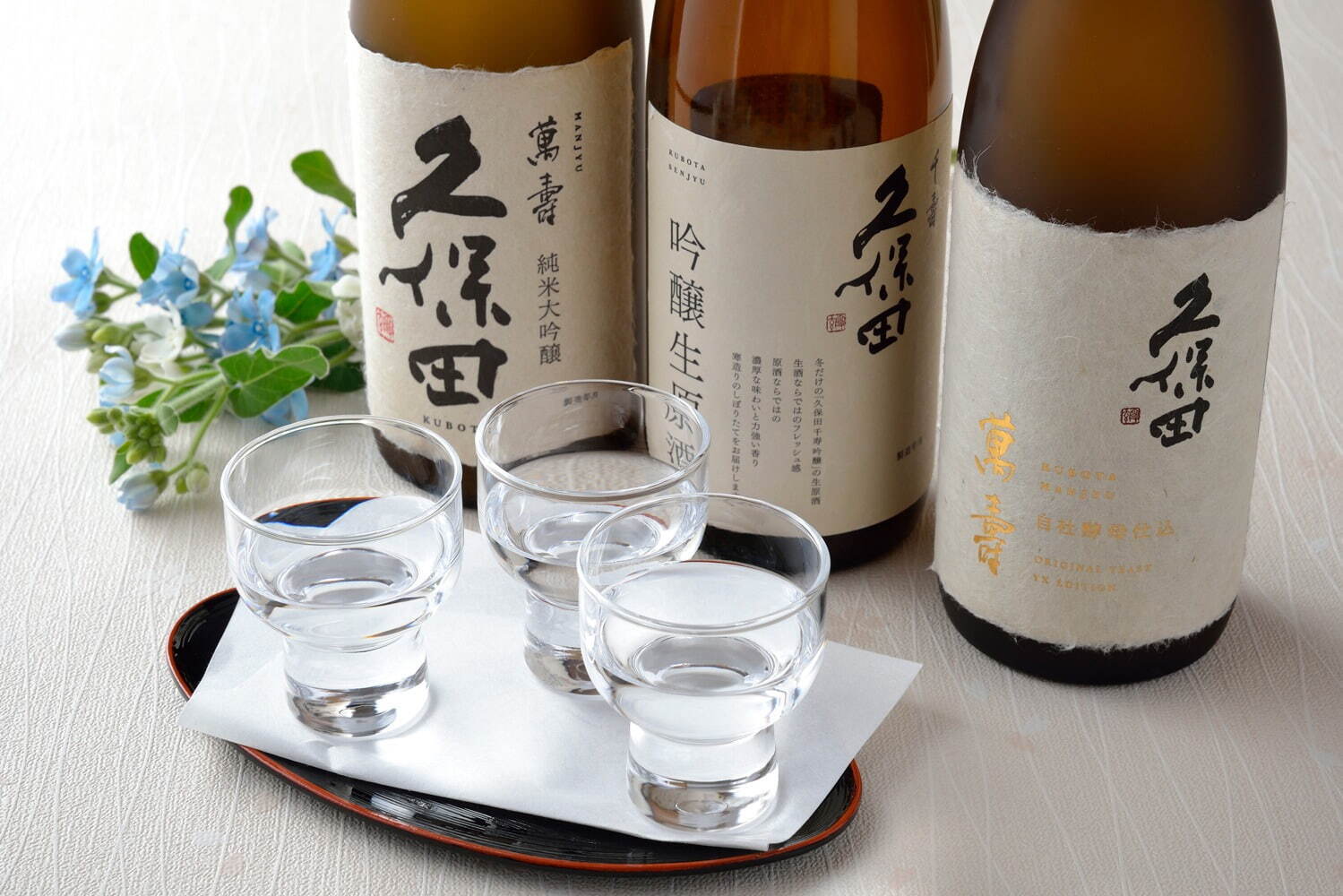 ホテル椿山荘東京「久保田」アフタヌーンティー、“日本酒×いちご”の花束カップケーキ＆利き酒セットも｜写真2