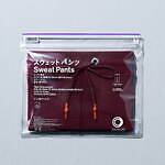 ファミマ「コンビニエンスウェア」24年秋冬、“カレッジカラー”着想えんじ色スウェット＆鮮やかインナー｜写真35