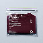 ファミマ「コンビニエンスウェア」24年秋冬、“カレッジカラー”着想えんじ色スウェット＆鮮やかインナー｜写真17