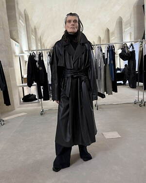 バレンシアガ(BALENCIAGA) 2025年秋ウィメンズ&メンズコレクション  - 写真4