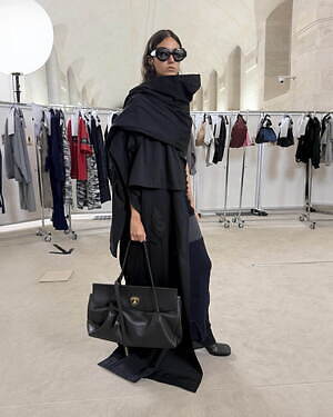 バレンシアガ(BALENCIAGA) 2025年秋ウィメンズ&メンズコレクション  - 写真17