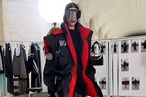 w300_top.jpg