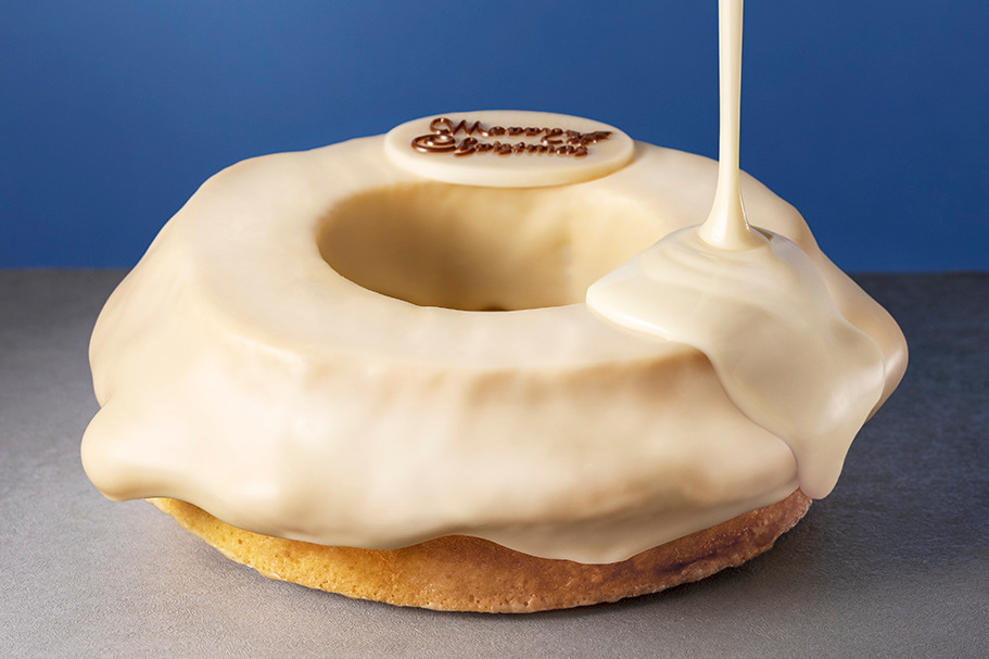 クリスマス｜ねんりん家“とろりホワイトチョコ”のクリスマス限定バームクーヘン、ミルク香る濃厚バター風味