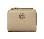 トリー バーチ24年クリスマス“星やパール”のチャーム付きミニ財布、ダイヤモンドキルトのレザーで｜写真10