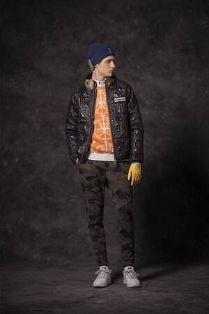 マーク ＆ ロナ(MARK & LONA) 2022-23年秋冬ウィメンズ&メンズコレクション  - 写真4