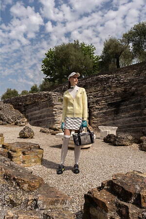 マーク ＆ ロナ(MARK & LONA) 2024-25年秋冬ウィメンズ&メンズコレクション  - 写真2