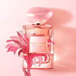 アルマーニ ビューティ25年春フレグランス、“エキゾチックな旅路”着想フローラルな香水｜写真2
