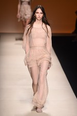 アルベルタ フェレッティ 2015春夏コレクション - 自然への賛美と躍動的なフローラルボヘミアン｜写真7