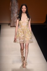 アルベルタ フェレッティ 2015春夏コレクション - 自然への賛美と躍動的なフローラルボヘミアン｜写真19