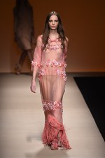 アルベルタ フェレッティ 2015春夏コレクション - 自然への賛美と躍動的なフローラルボヘミアン｜写真44