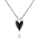 スタージュエリー“漆塗りの光沢を纏う”ハートモチーフのネックレス、朱赤＆黒漆の2種｜写真2