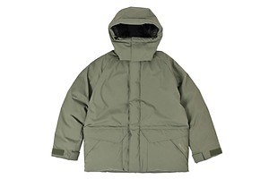 マーモット“防寒性”に優れた「マンモスダウンパーカー」の新作ベストやすっきりダウンアウター