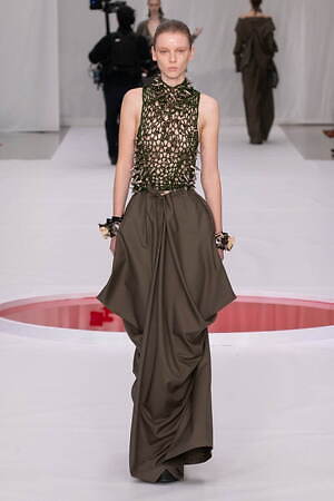 ユイマナカザト オートクチュール(YUIMA NAKAZATO Haute Couture ) 2024年春夏ウィメンズ&メンズコレクション  - 写真4