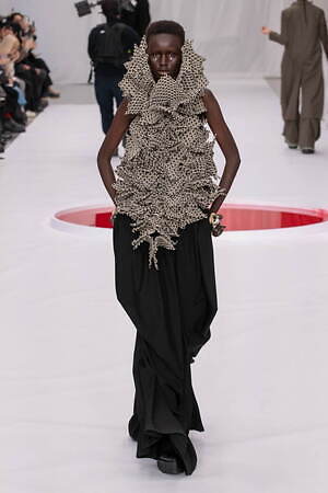 ユイマナカザト オートクチュール(YUIMA NAKAZATO Haute Couture ) 2024年春夏ウィメンズ&メンズコレクション  - 写真12