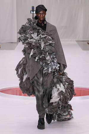 ユイマナカザト オートクチュール(YUIMA NAKAZATO Haute Couture ) 2024年春夏ウィメンズ&メンズコレクション  - 写真26