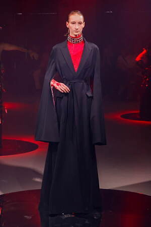 ユイマナカザト オートクチュール(YUIMA NAKAZATO Haute Couture ) 2024-25年秋冬ウィメンズ&メンズコレクション  - 写真9