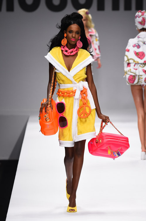 モスキーノ(MOSCHINO) 2015年春夏ウィメンズコレクション  - 写真55