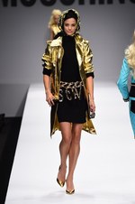 モスキーノ 2015年春夏コレクション - キュートでバブリー！バービーガールの世界へようこそ｜写真72