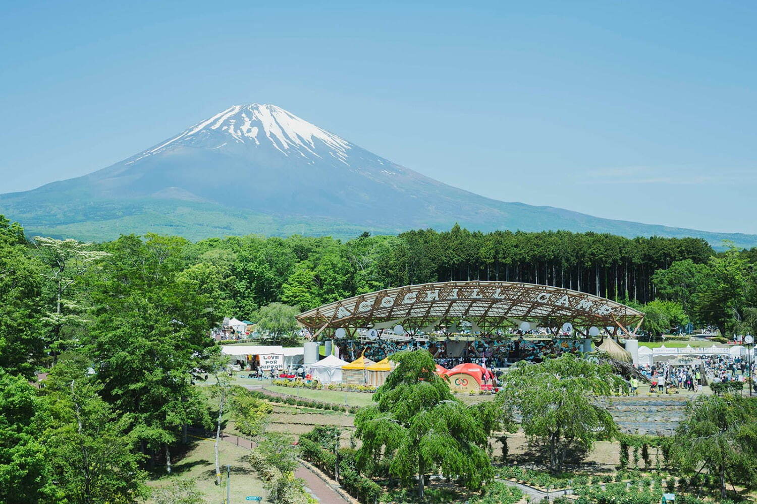 キャンプ｜音楽フェス「アコチルキャンプ 2025」静岡・富士山樹空の森で開催、チケット＆出演者情報