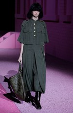 マーク ジェイコブス 2015年春夏コレクション - モダンな遊び心で飾られたクラシカルなミリタリー｜写真3