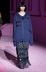 マーク ジェイコブス 2015年春夏コレクション - モダンな遊び心で飾られたクラシカルなミリタリー｜写真30