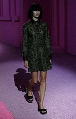 マーク ジェイコブス 2015年春夏コレクション - モダンな遊び心で飾られたクラシカルなミリタリー｜写真38