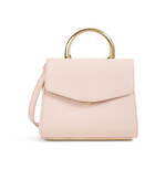 フルラの”春色”レディースバッグ、メタルハンドルの上品ハンドバッグや2WAY台形クラッチ｜写真9