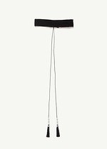 フェティコ24年クリスマス、うねりボーダーニットドレスや“大きなリボン”のシルクサテンヘアクリップ｜写真5