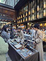 蚤の市「第30回 オールドニューマーケット」日本橋・コレド室町仲通りで、2日間で約50店舗ずつ出店｜写真15