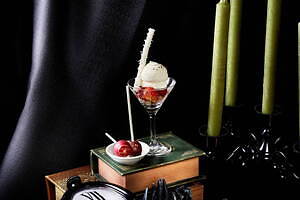 ザ・リッツ・カールトン大阪「苺アフタヌーンブッフェ」ミュージカル『ウィキッド』の世界観を表現｜写真5