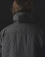 ワイルドシングス×ノンネイティブのゴアテックス中綿ジャケット、ロング丈のモンスターパーカーなど3型｜写真29