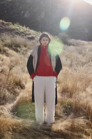 エミ(emmi) 2024-25年秋冬ウィメンズコレクション  - 写真5