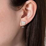 ビジュードエム“ワイン”着想24年クリスマスジュエリー、シャルドネ＆ピノ ノワールの葡萄ピアスなど｜写真13