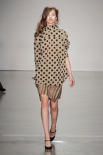 ヴィヴィアン・ウエストウッド レッドレーベル 2015年春夏コレクション - 英国政府に問う民主主義｜写真14