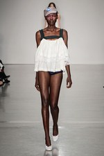 ヴィヴィアン・ウエストウッド レッドレーベル 2015年春夏コレクション - 英国政府に問う民主主義｜写真24