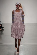 ヴィヴィアン・ウエストウッド レッドレーベル 2015年春夏コレクション - 英国政府に問う民主主義｜写真29