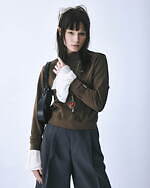 タナカダイスケ×ステュディオスのコラボ第2弾、煌めくビジューをプリントしたフーディーなど｜写真3